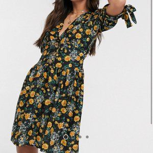 ASOS DESIGN mini tea dress with tie sleeve and button in floral print US 8